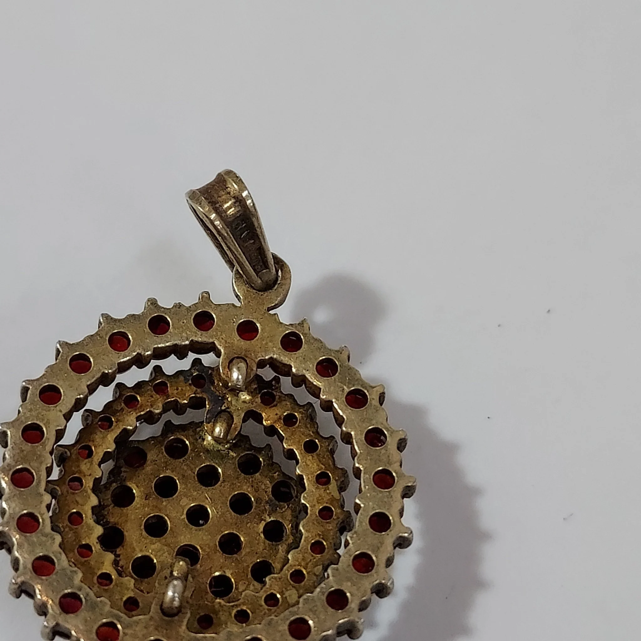10K Gold & Garnet Pendant - Image 8