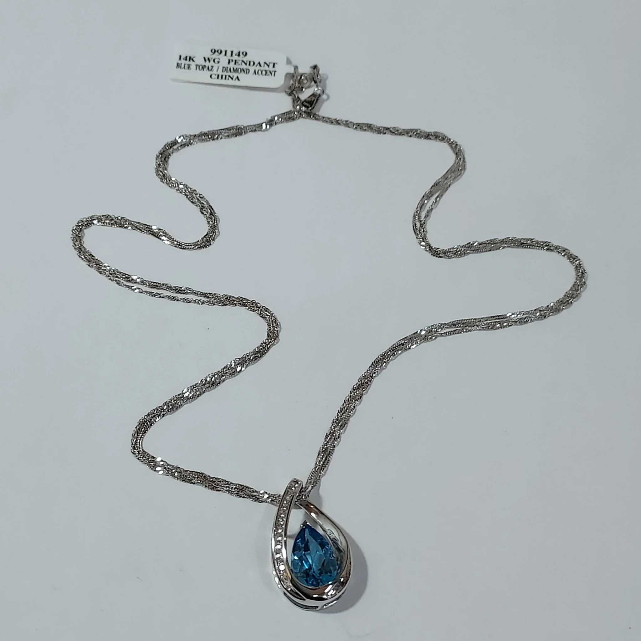 14K Gold Diamond & Topaz Necklace