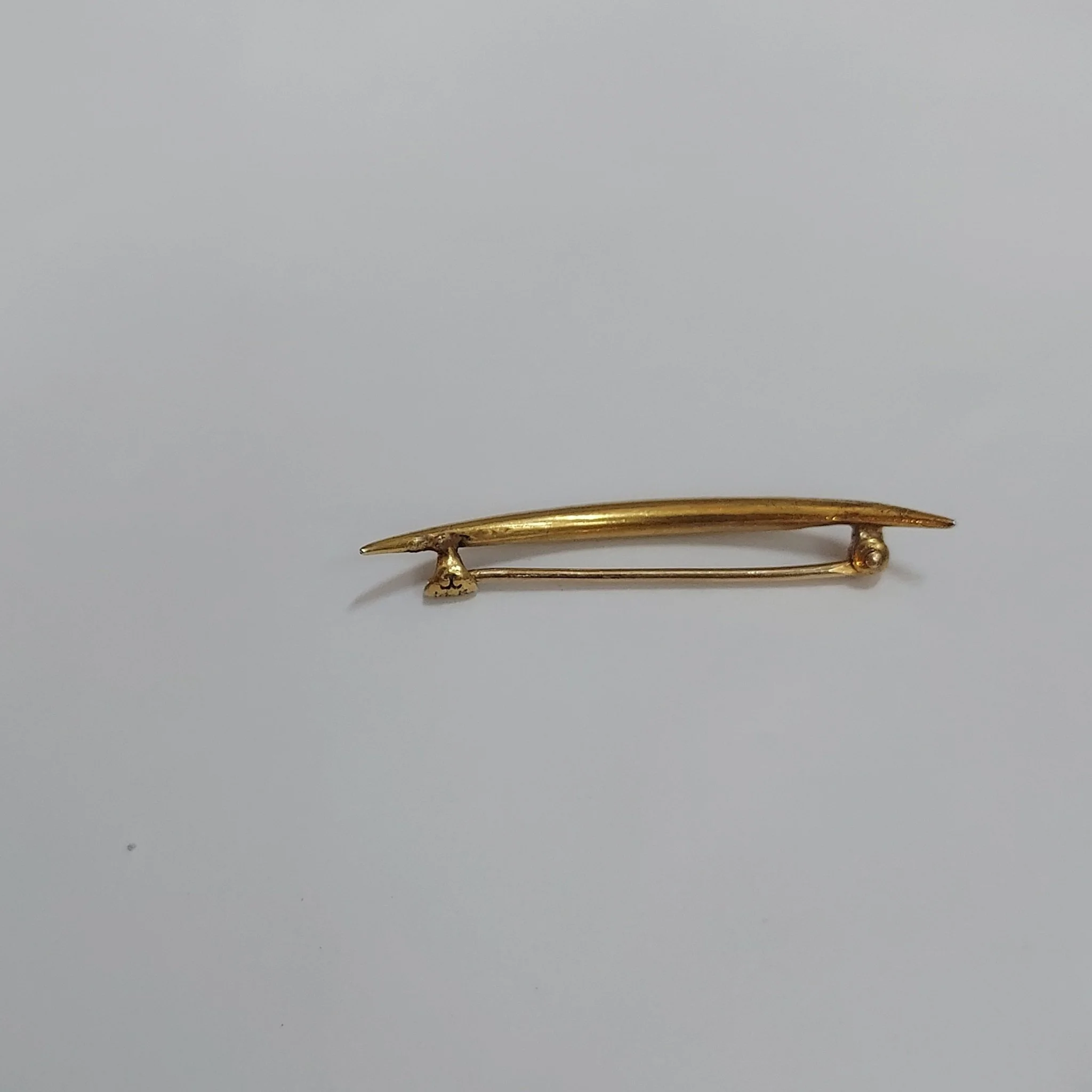 14K Gold Crescent Brooch - Image 7