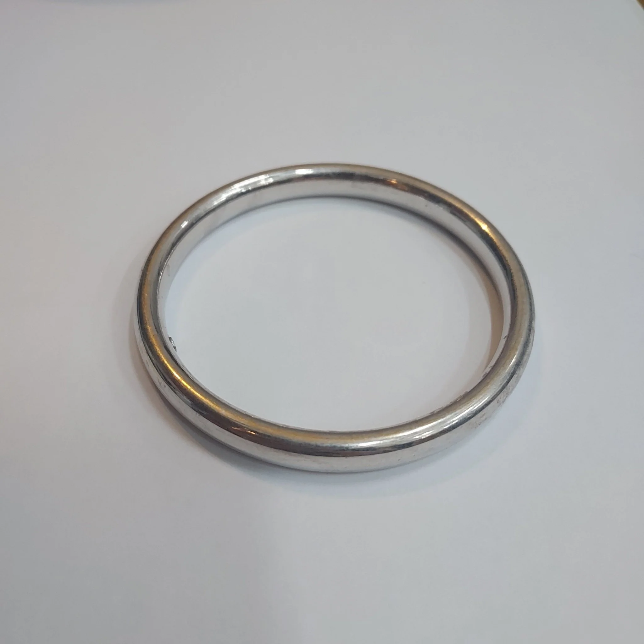 14K White Gold Bangle - Image 2