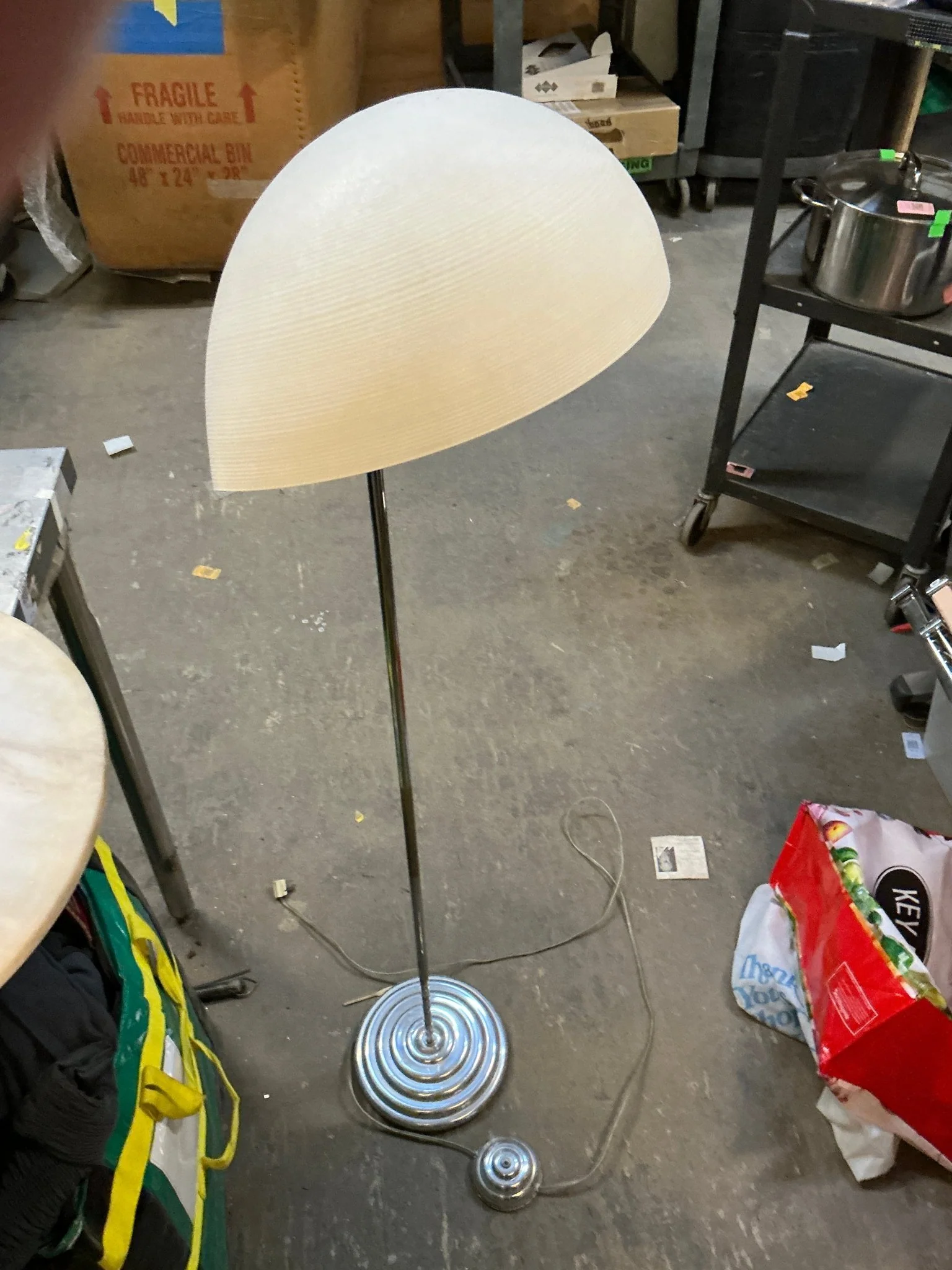 Mid Century “Shell” shade light - Image 6