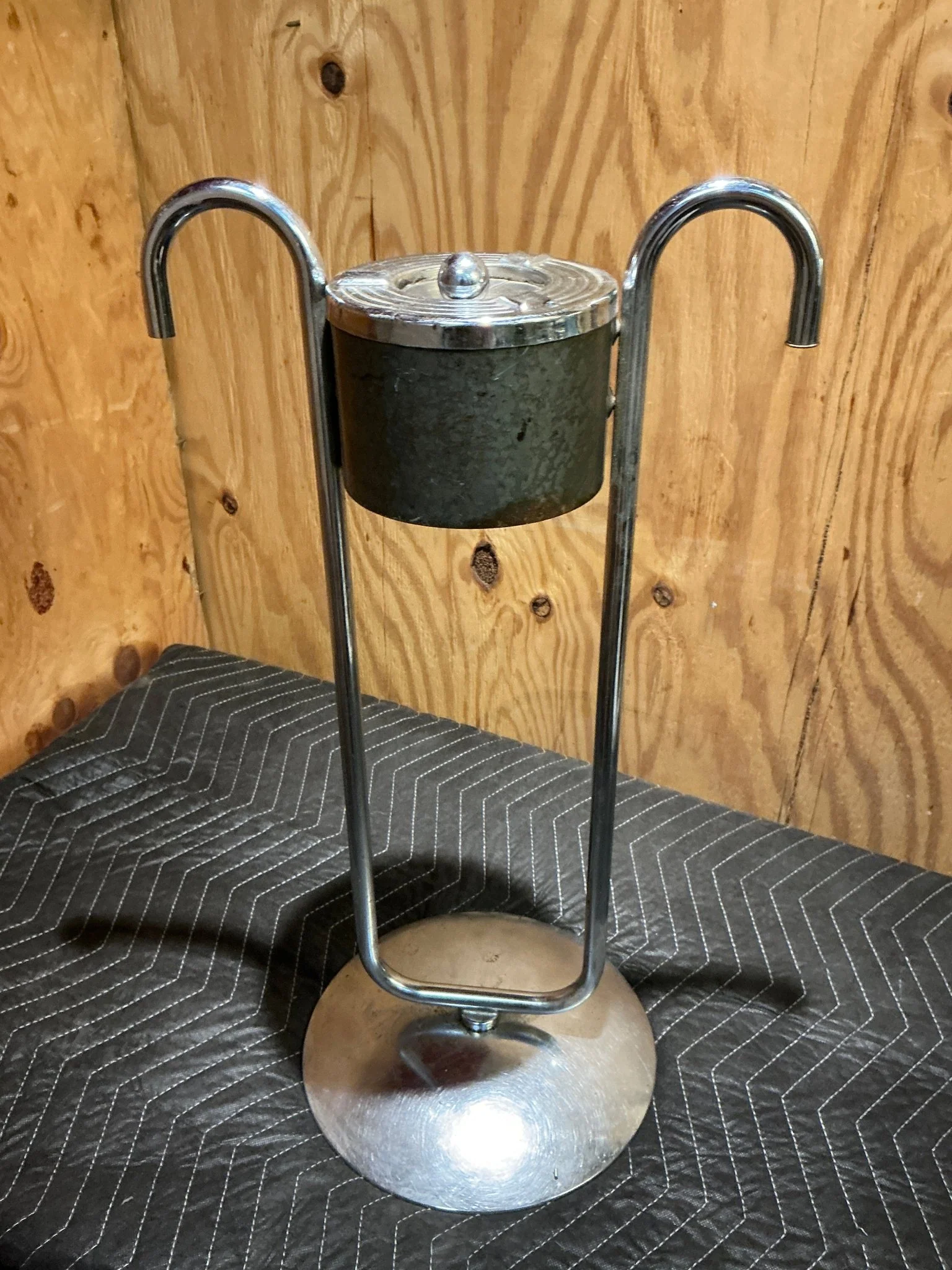1940s hotle cigarette tray and stand - Image 2