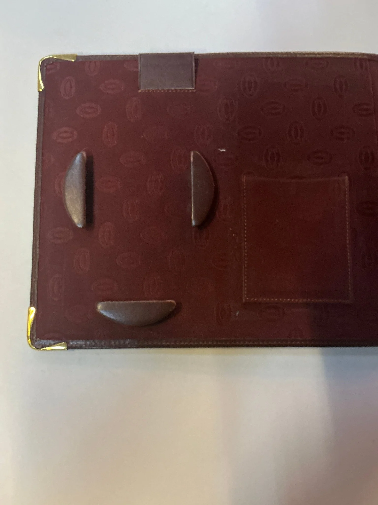 Cartier Leather Bifold - Image 2