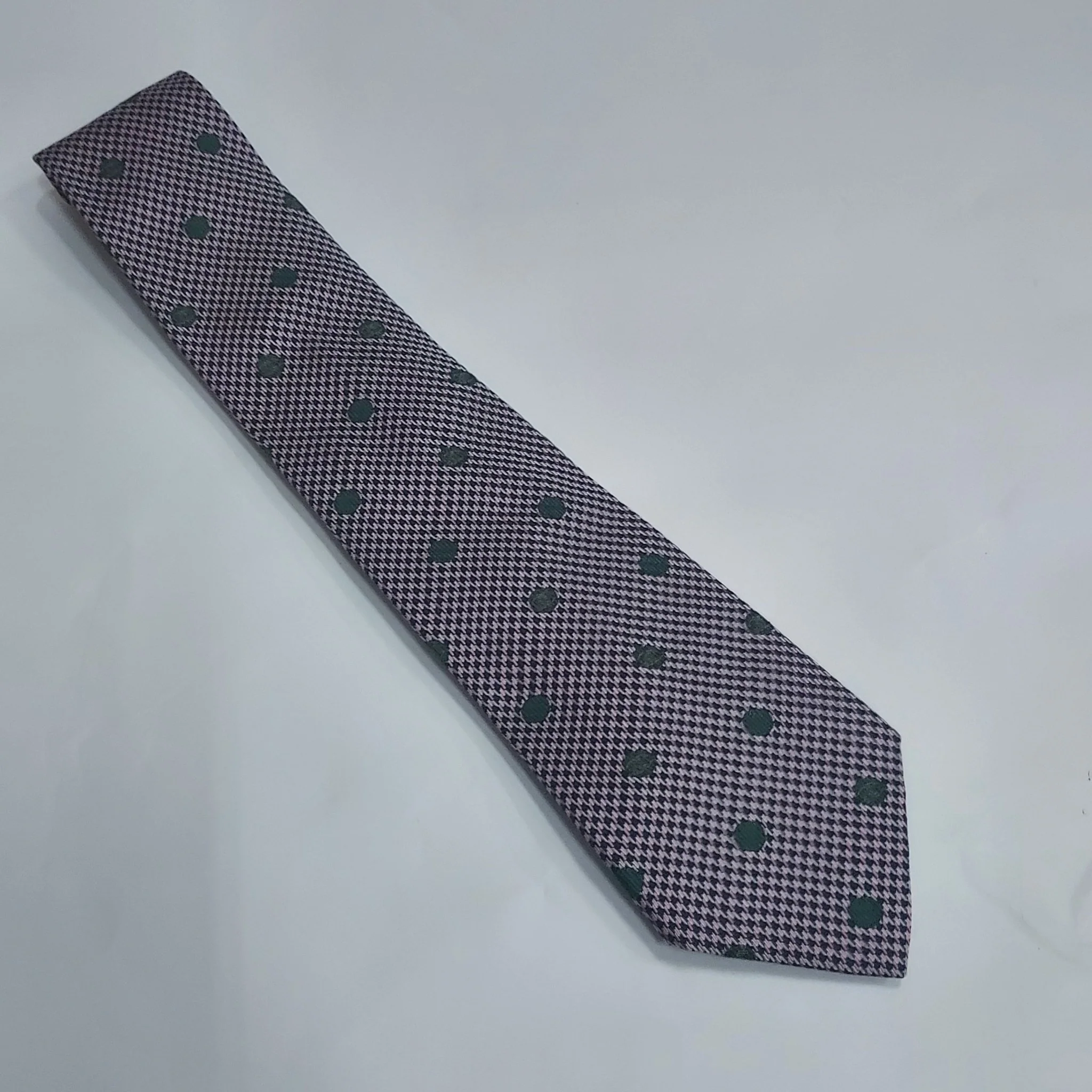 Chanel Pink Silk Tie - Image 2