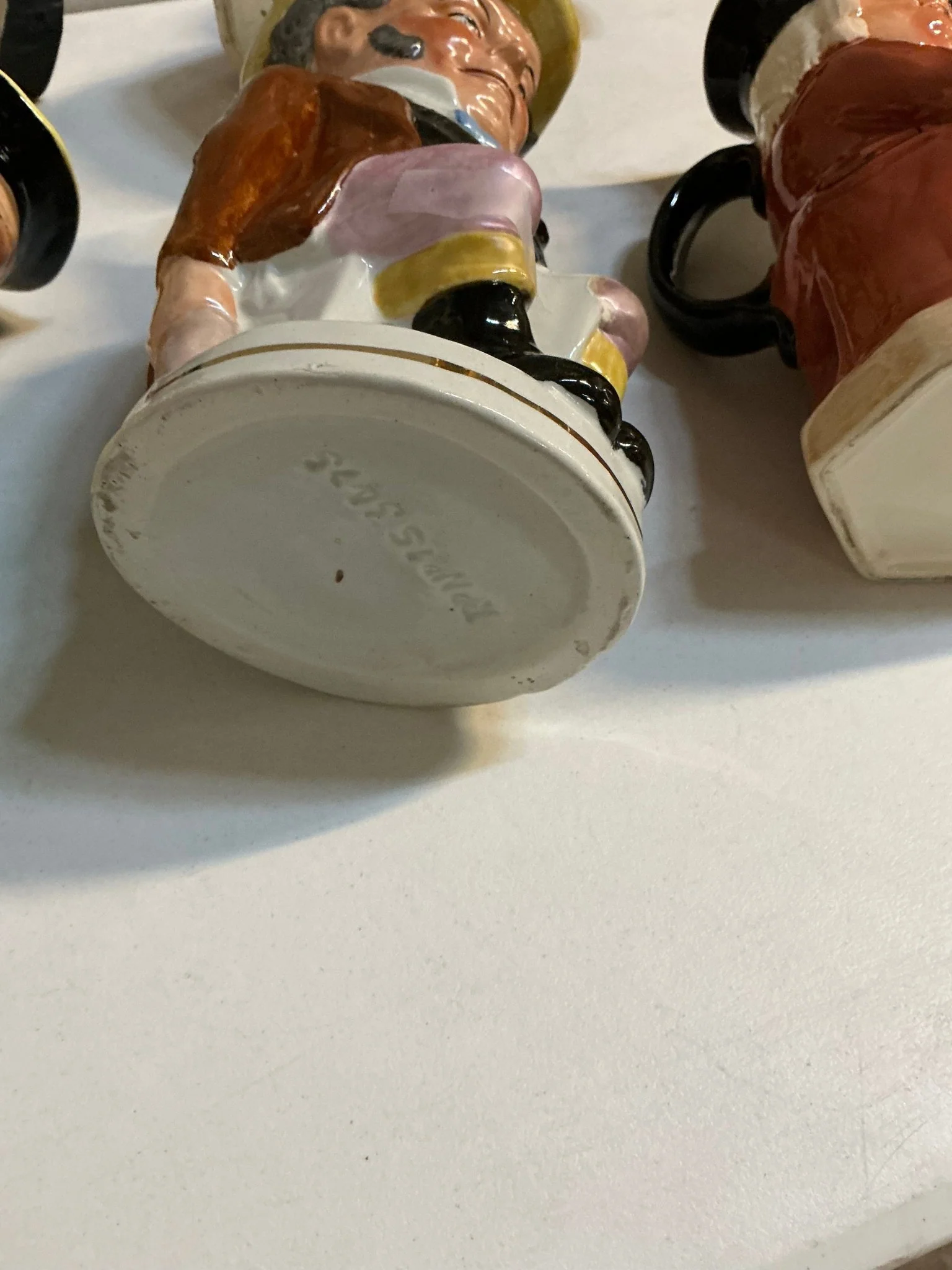 Lot of ten Toby Jugs - Image 11