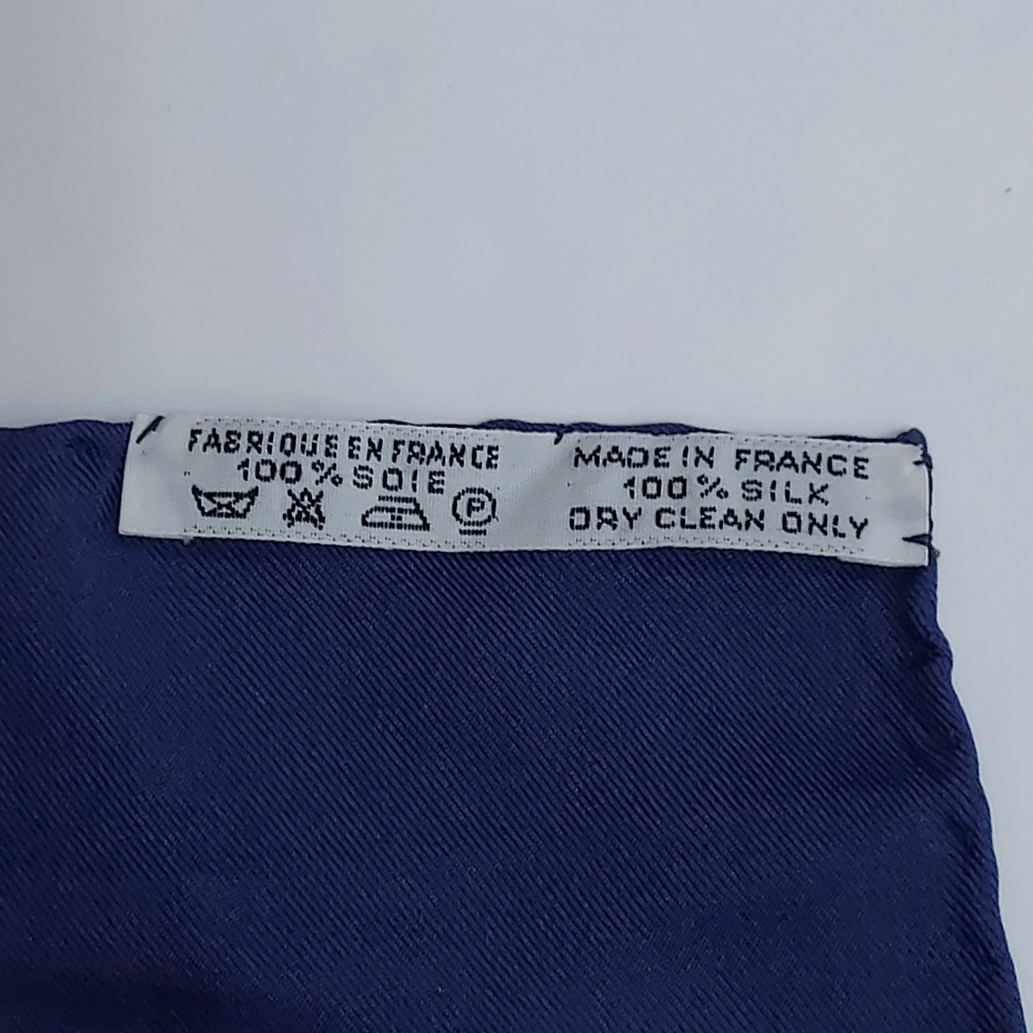 Hermès Chapeau Scarf - Image 9