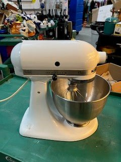 KitchenAid Classic Mixer - Image 4