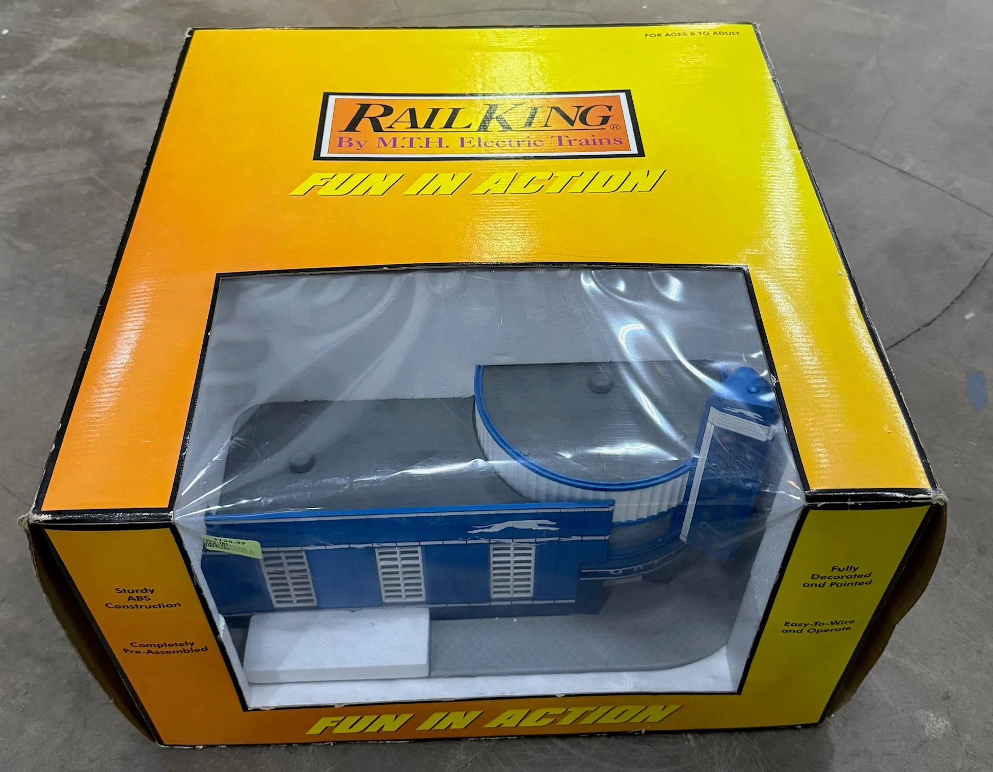 Rail King Greyhound Station - Image 2