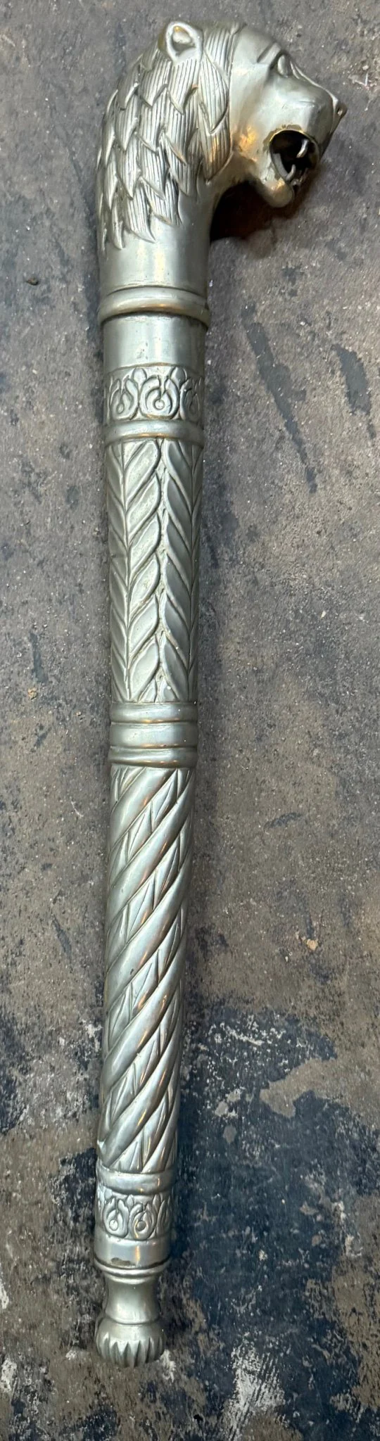 Theatrical lion head mace