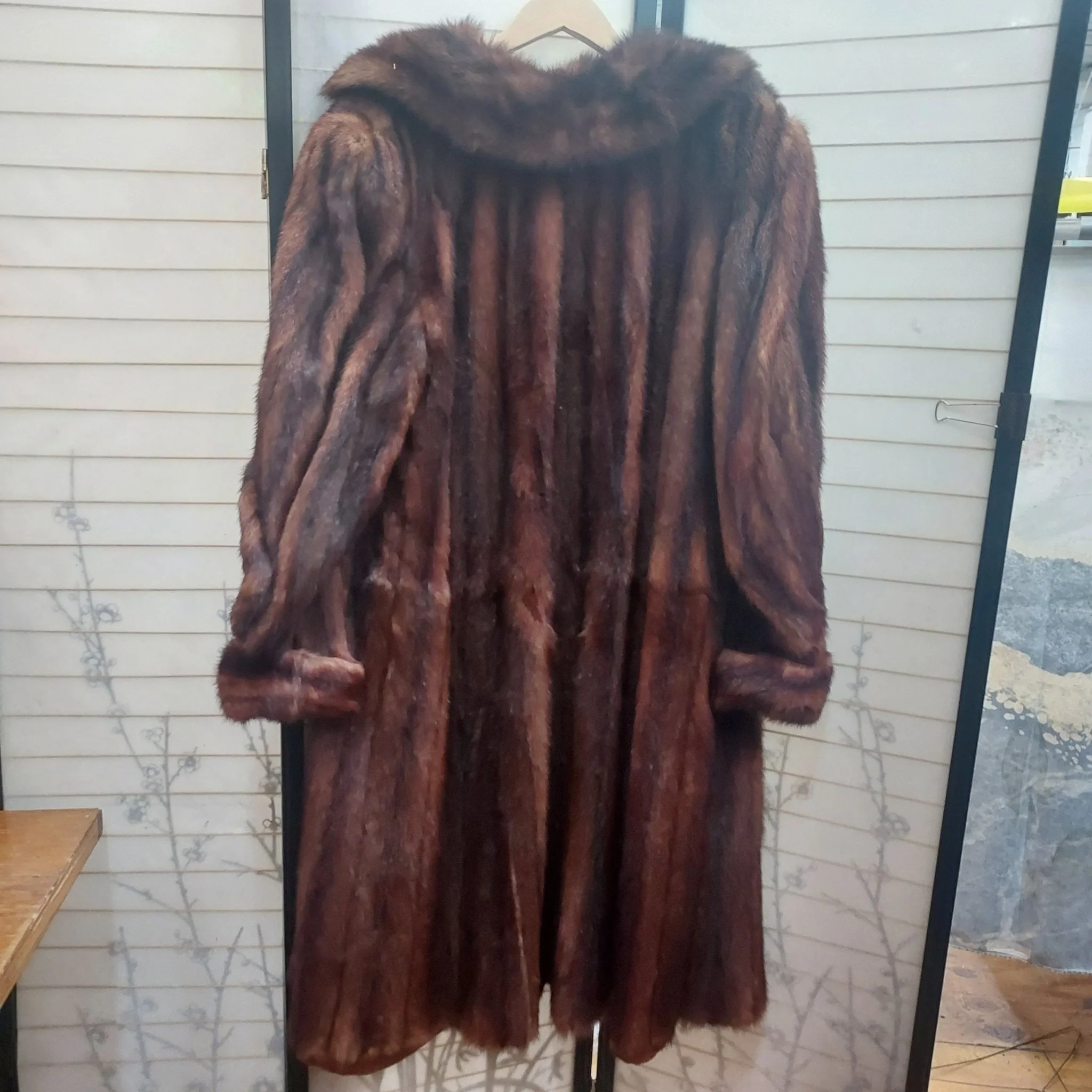Vintage Mink Fur Coat - Image 13