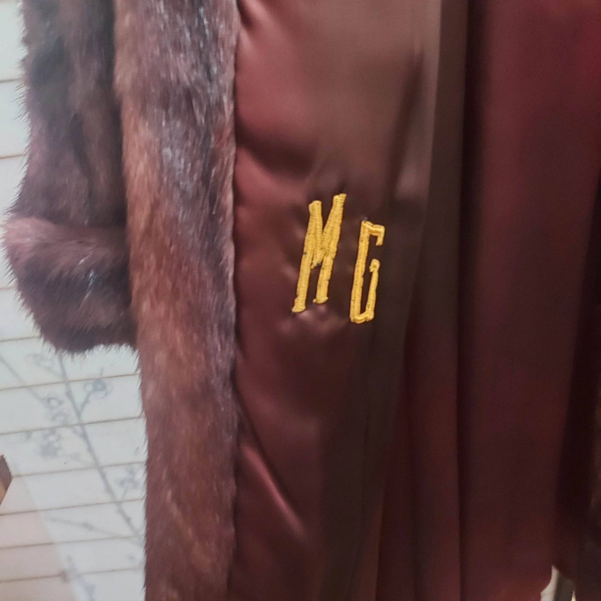 Vintage Mink Fur Coat - Image 8